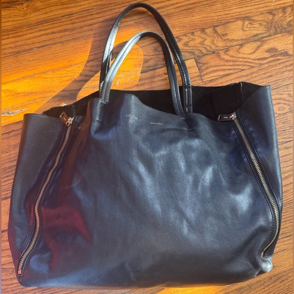 Celine Horizontal Zipper Gusset Cabas Black Lambskin Leather Totes Handbag - Picture 11 of 14